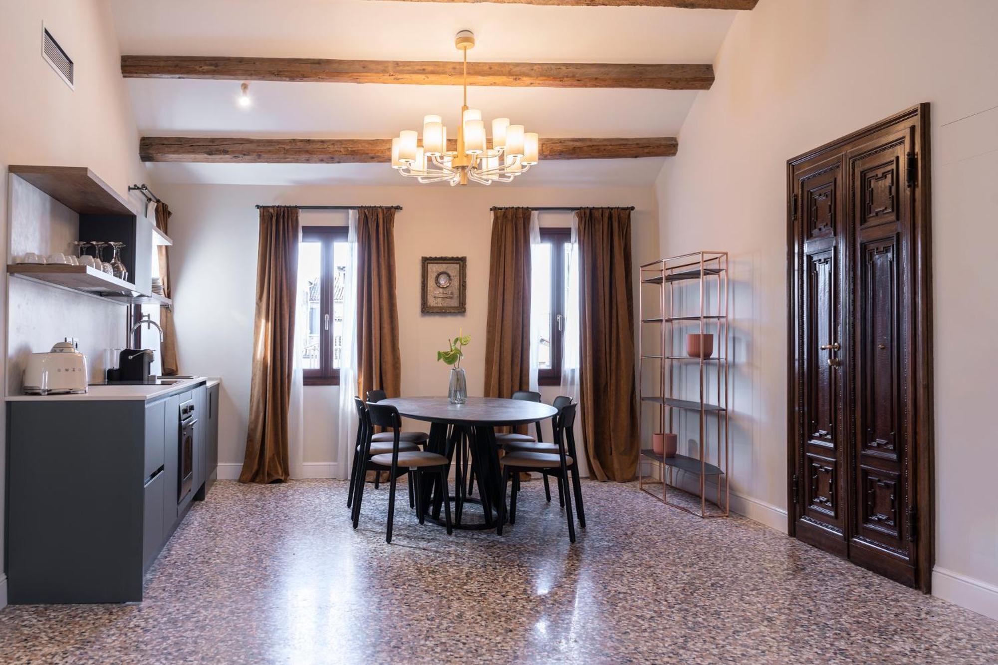 Be Mate Ponte Di Rialto Aparthotel Venice Exterior photo